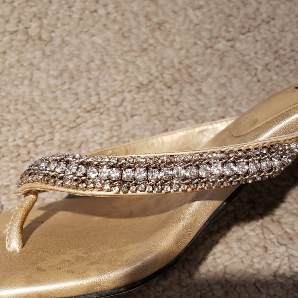 Beautiful Dress Sandals - Picture 4 of 6